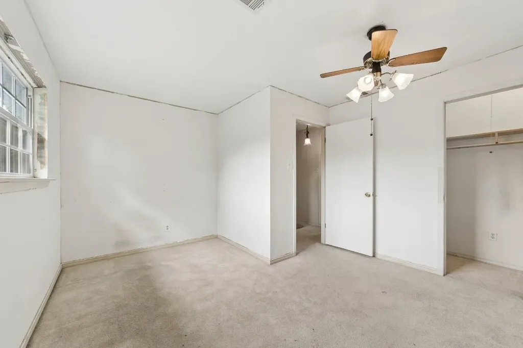 9314 Livenshire Drive Dallas TX 75238