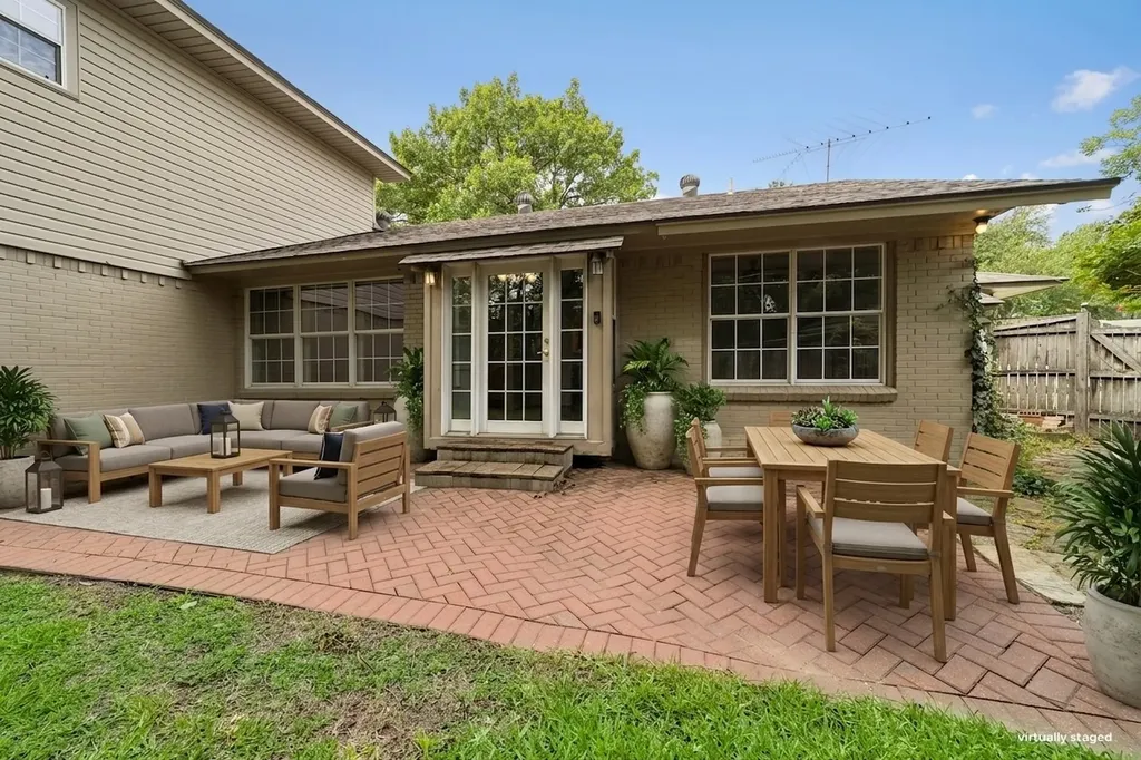 9314 Livenshire Drive Dallas TX 75238