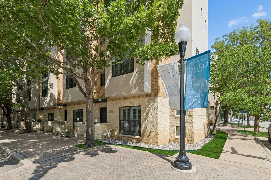 600 E Bluff Street Fort Worth TX 76102