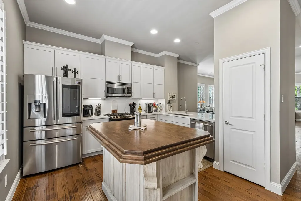 600 E Bluff Street Fort Worth TX 76102