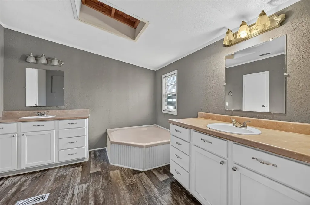 8316 County Road 508 Alvarado TX 76009