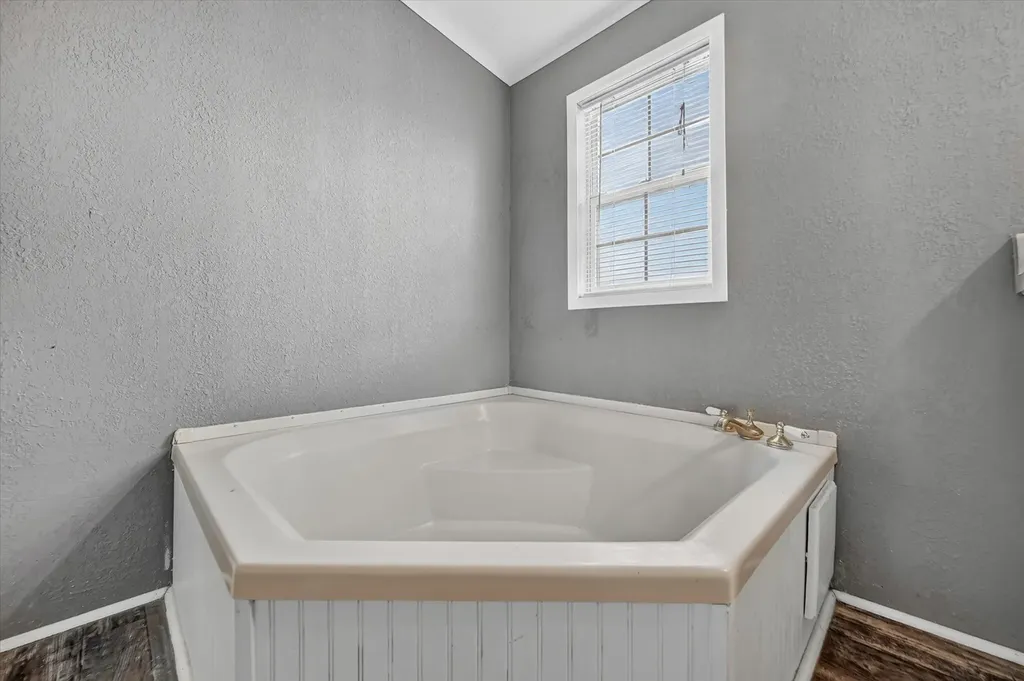 8316 County Road 508 Alvarado TX 76009