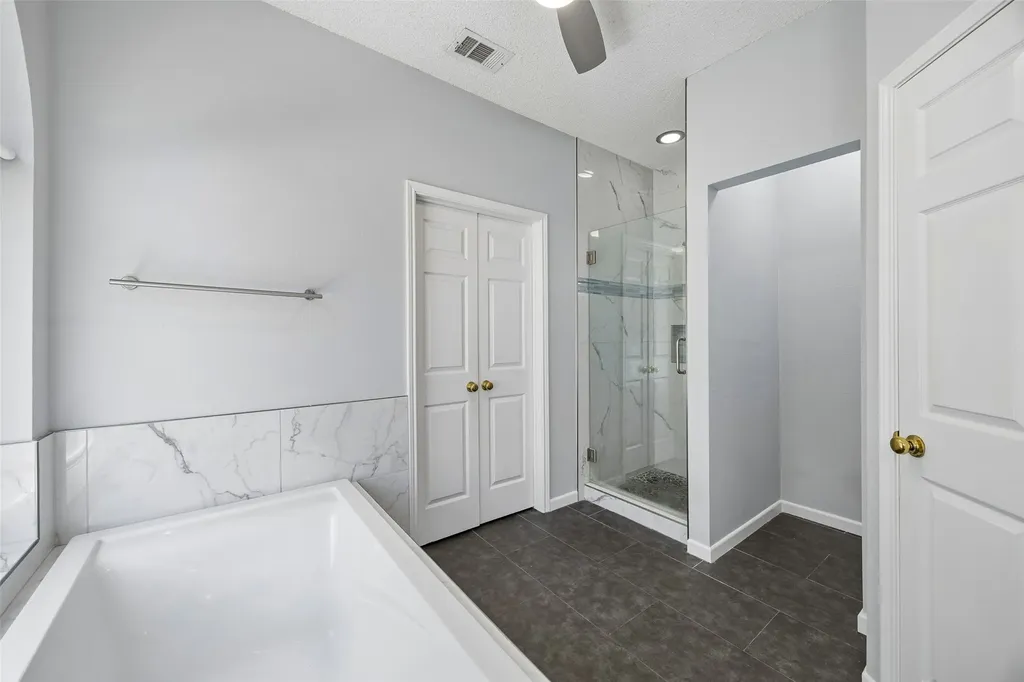 2401 Pinehurst Court Highland Village TX 75077