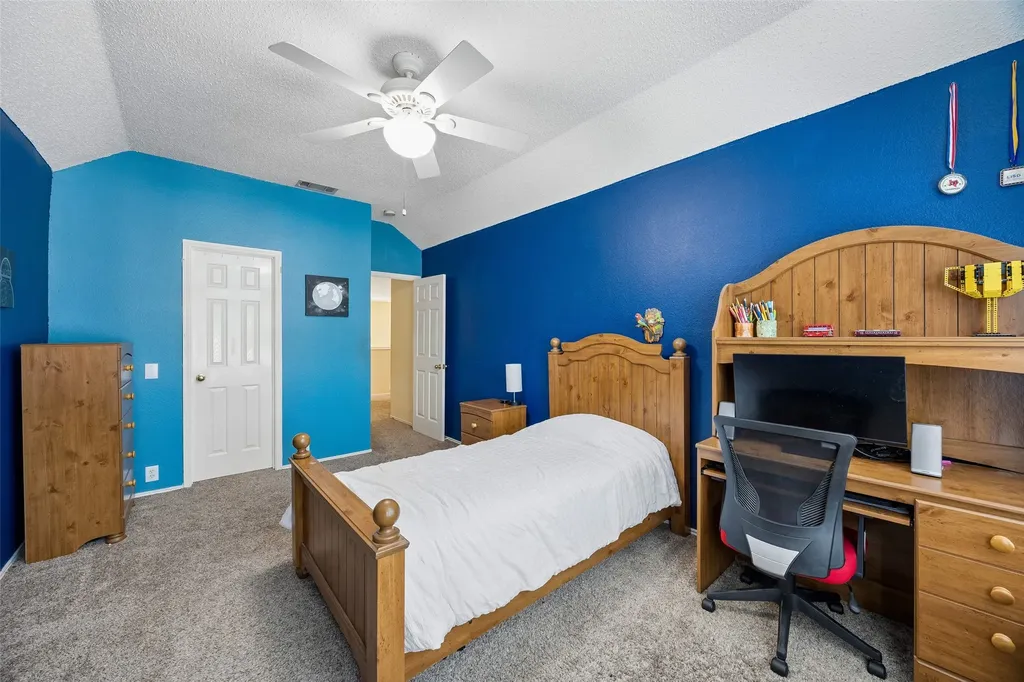 2401 Pinehurst Court Highland Village TX 75077
