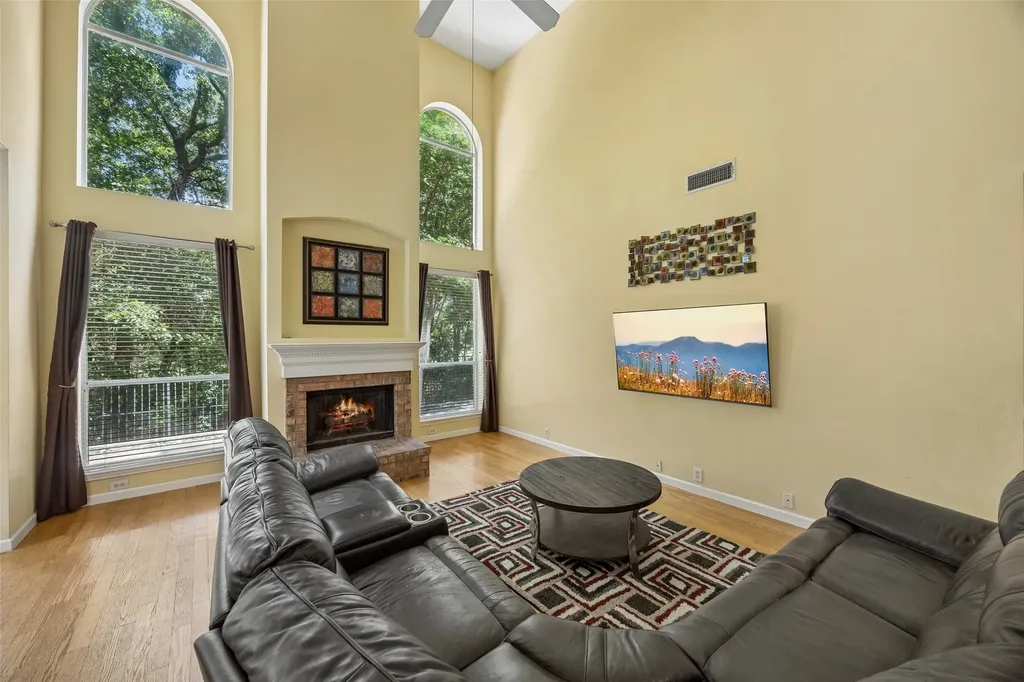 2401 Pinehurst Court Highland Village TX 75077