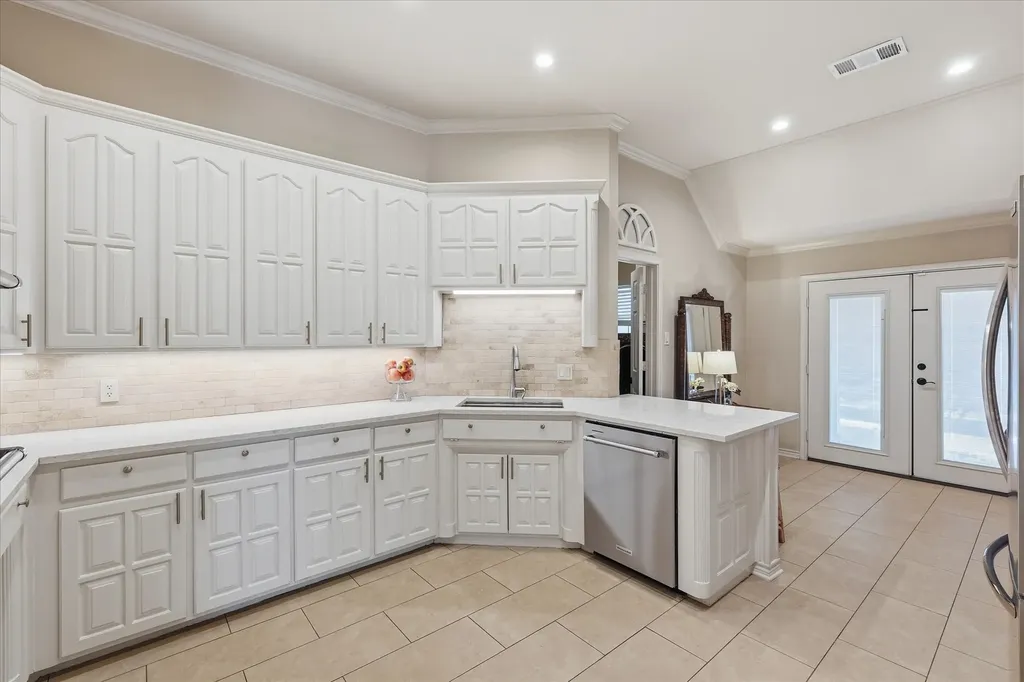121 Honeysuckle Drive Justin TX 76247