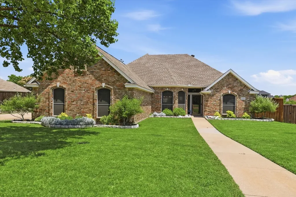 121 Honeysuckle Drive Justin TX 76247