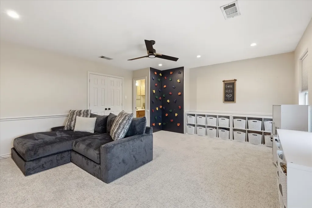 121 Honeysuckle Drive Justin TX 76247