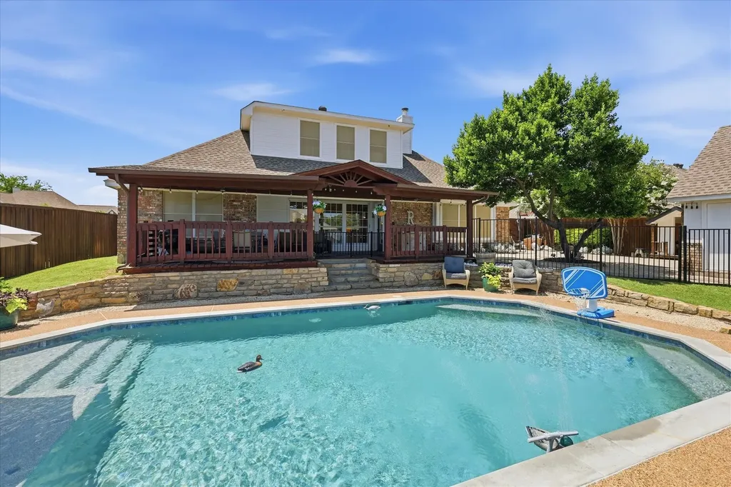 121 Honeysuckle Drive Justin TX 76247
