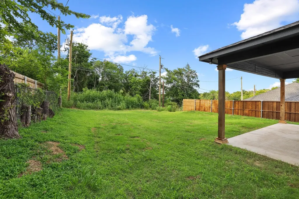 709 Martin Luther King Street Denison TX 75020