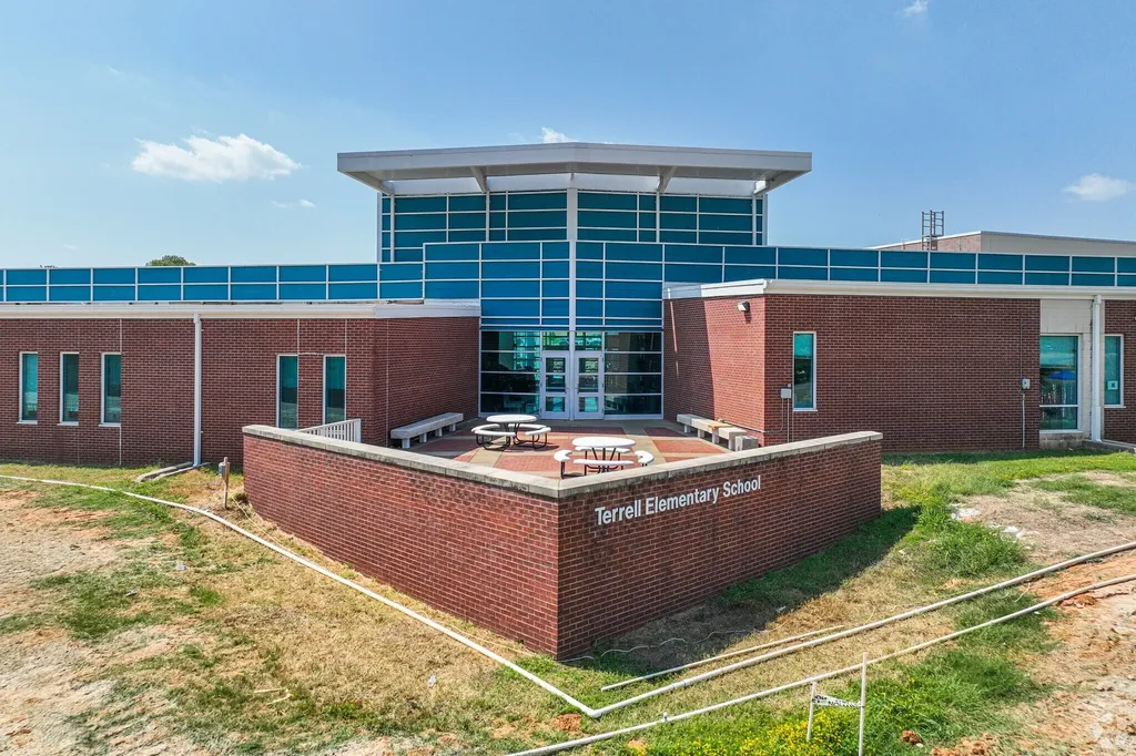 709 Martin Luther King Street Denison TX 75020