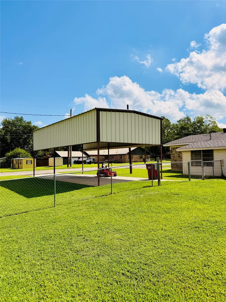 100 Vatra Street Mount Vernon TX 75457