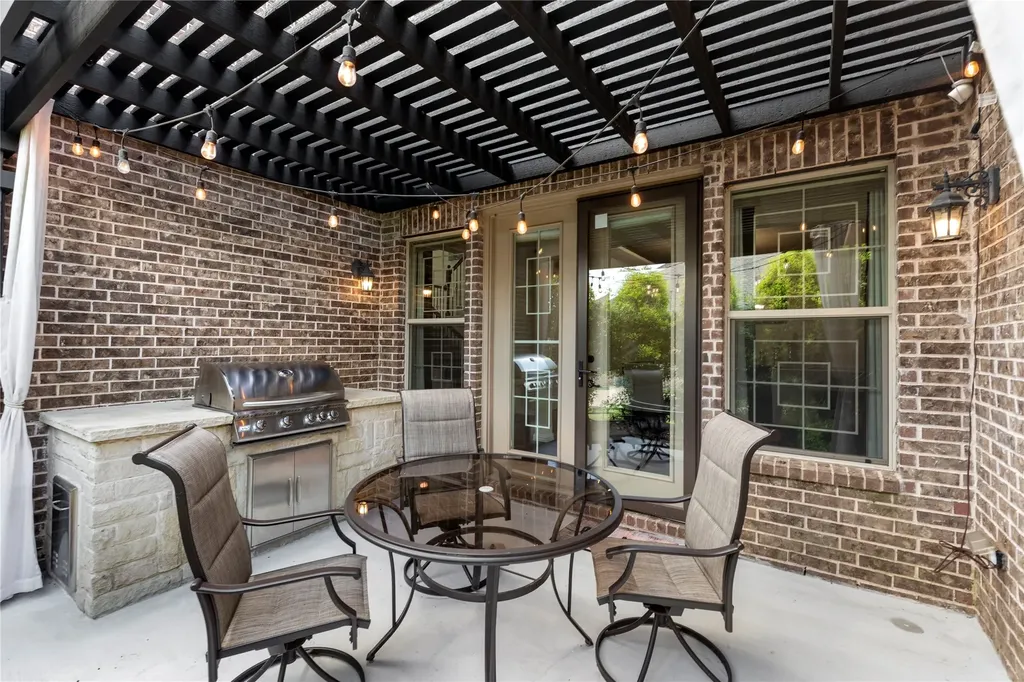 306 Waterford Lane Sunnyvale TX 75182