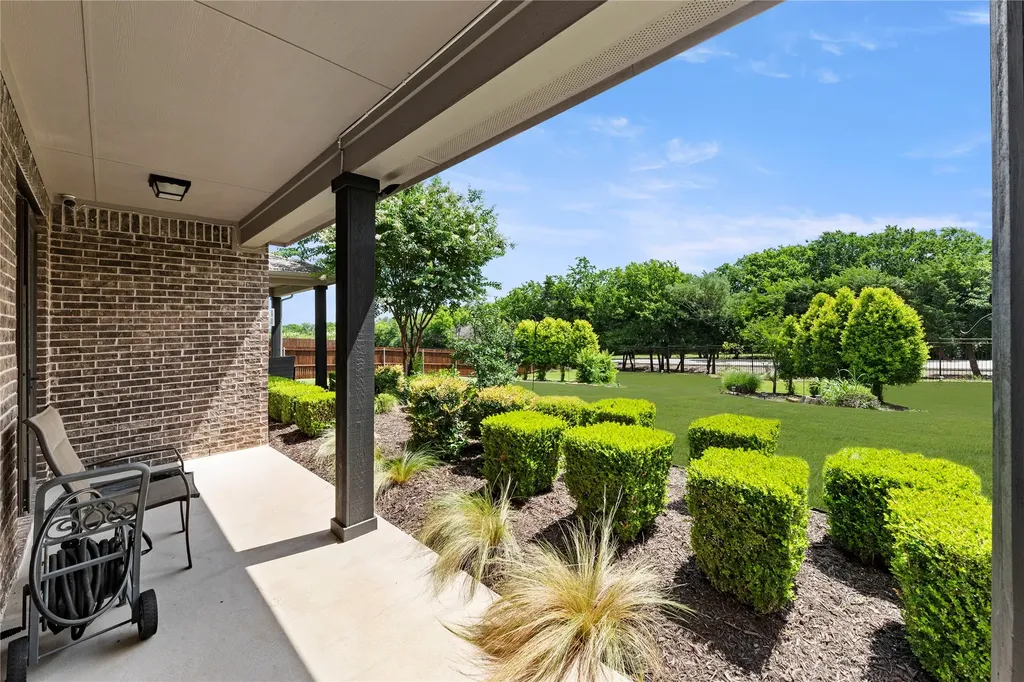 306 Waterford Lane Sunnyvale TX 75182