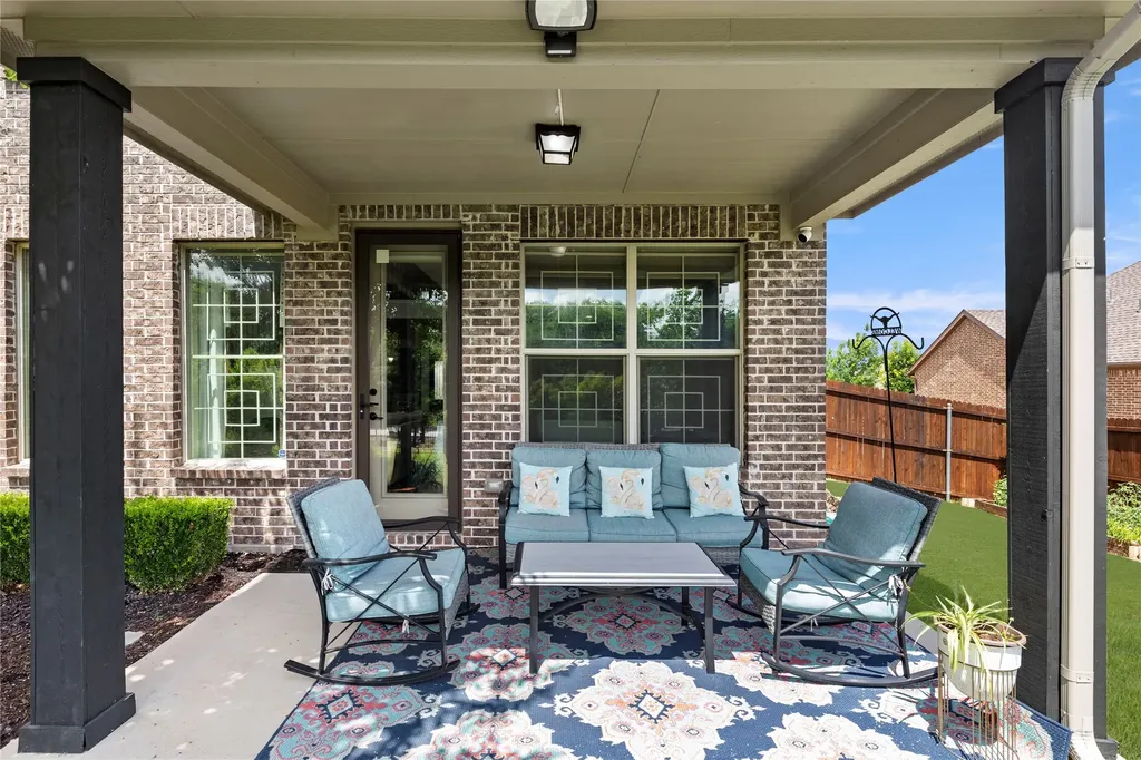306 Waterford Lane Sunnyvale TX 75182