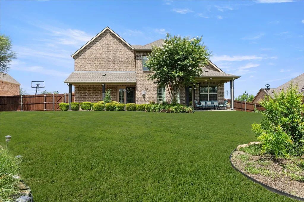 306 Waterford Lane Sunnyvale TX 75182
