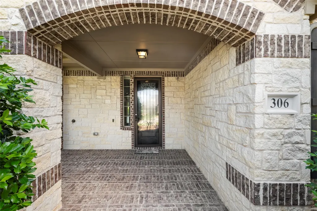306 Waterford Lane Sunnyvale TX 75182