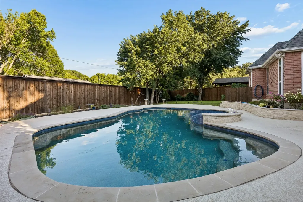 5617 Hunterwood Lane Arlington TX 76017