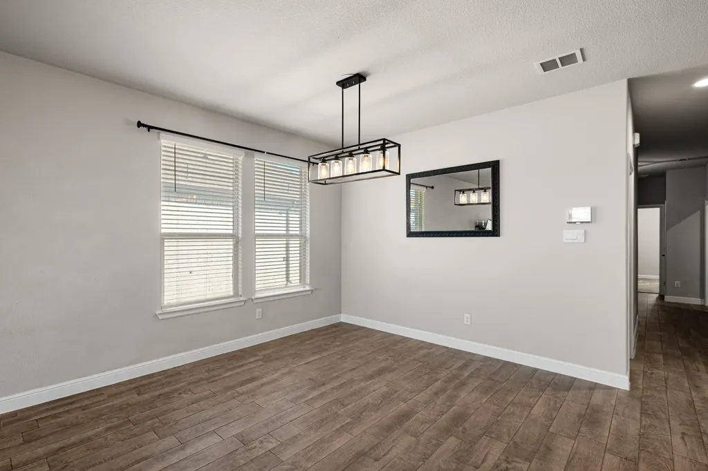 179 Dogwood Avenue Rhome TX 76078