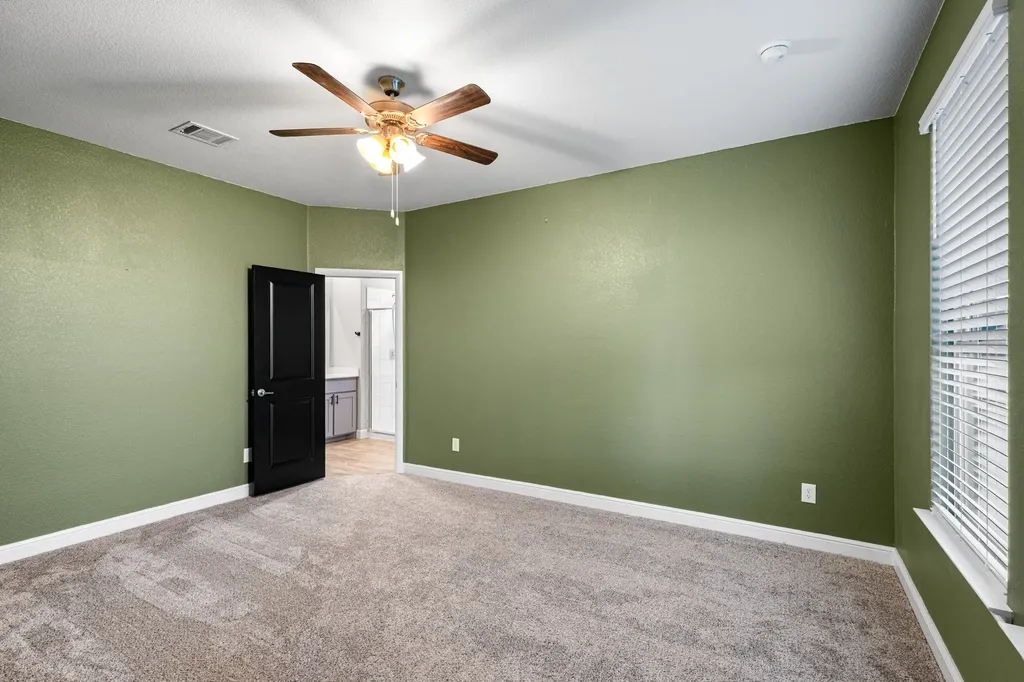 179 Dogwood Avenue Rhome TX 76078