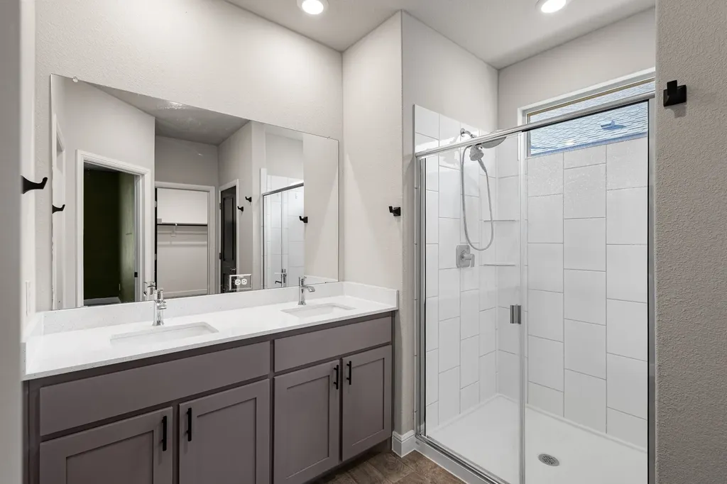 179 Dogwood Avenue Rhome TX 76078