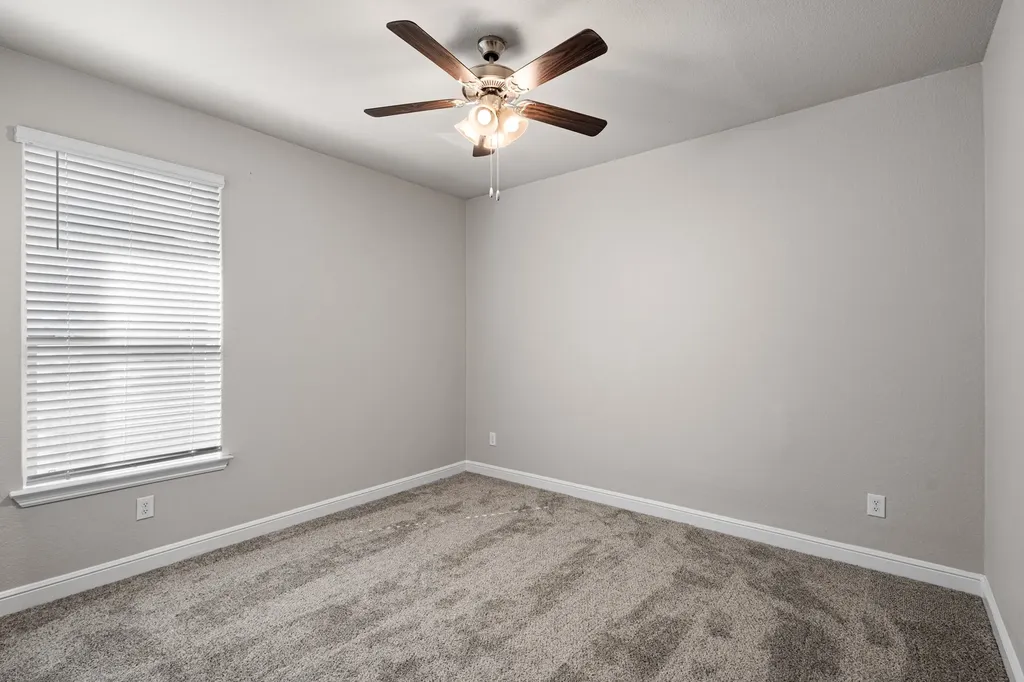 179 Dogwood Avenue Rhome TX 76078