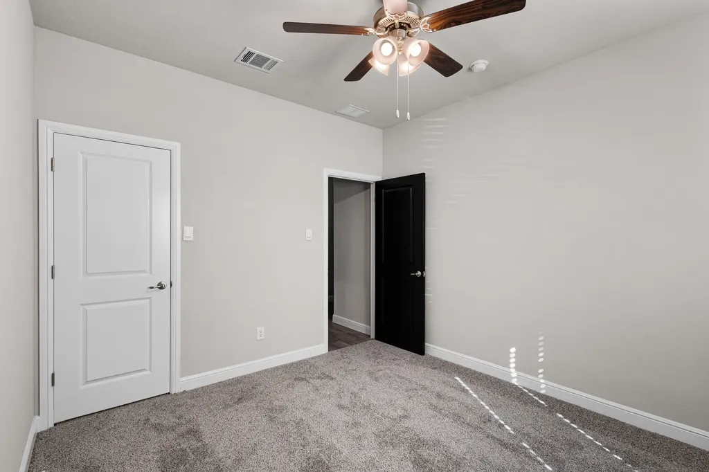 179 Dogwood Avenue Rhome TX 76078