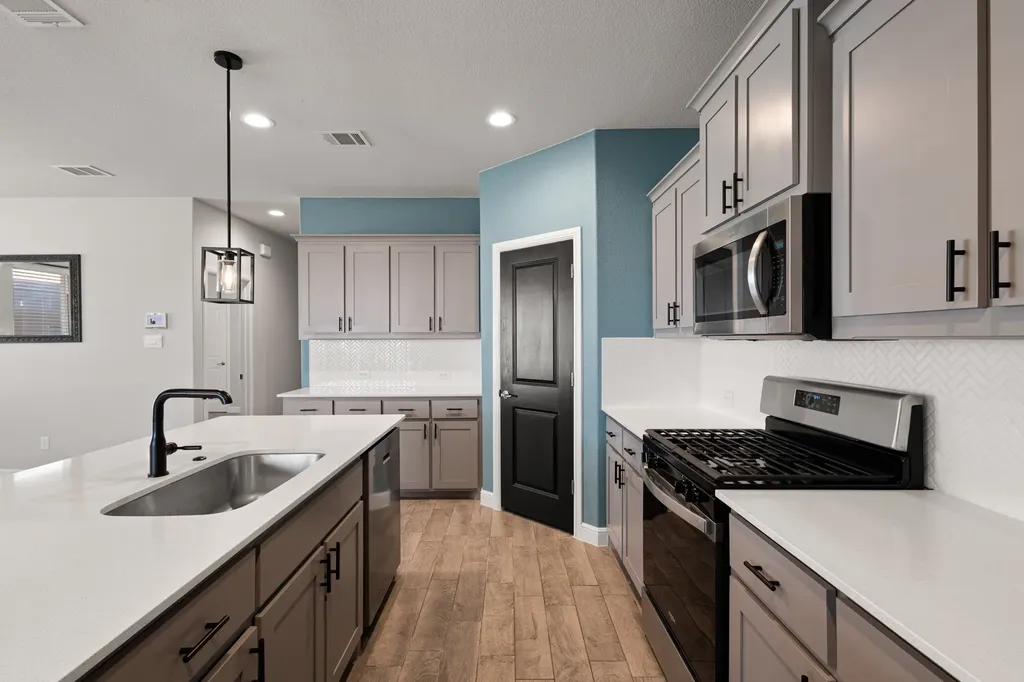 179 Dogwood Avenue Rhome TX 76078