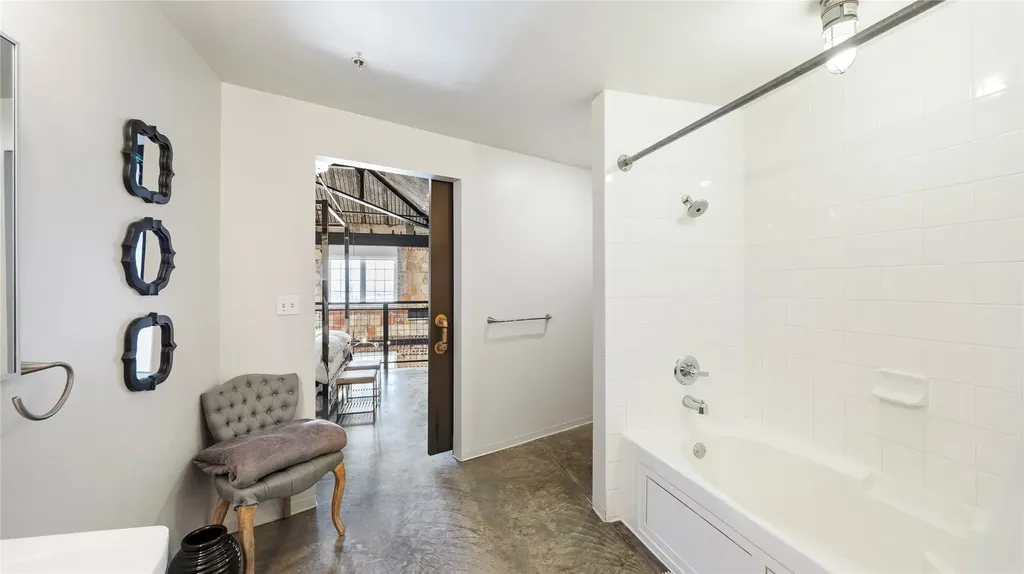 1122 Jackson Street Dallas TX 75202