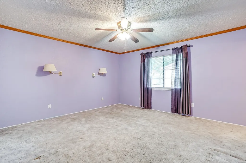 6820 Glenwood Drive North Richland Hills TX 76182