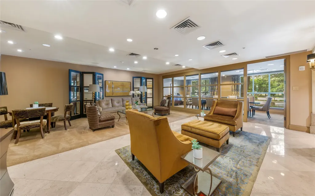 3401 Lee Parkway Dallas TX 75219