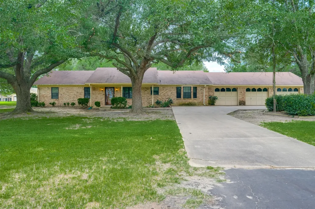 8798 Hill N Dale Road Tyler TX 75709