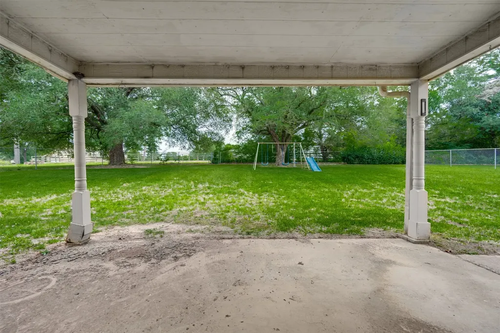 8798 Hill N Dale Road Tyler TX 75709