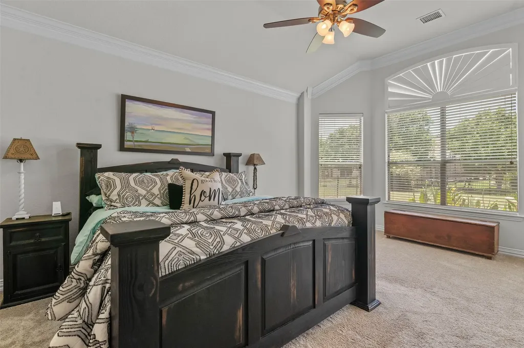 1100 Durango Circle Shady Shores TX 76208