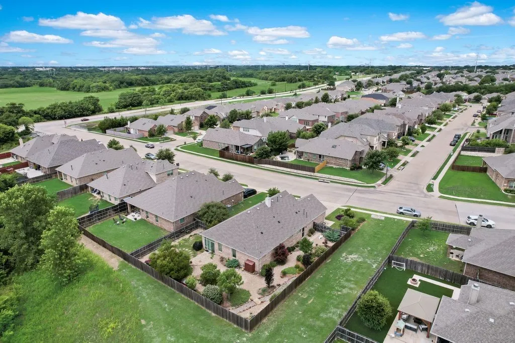 3318 Rosewood Lane Sachse TX 75048
