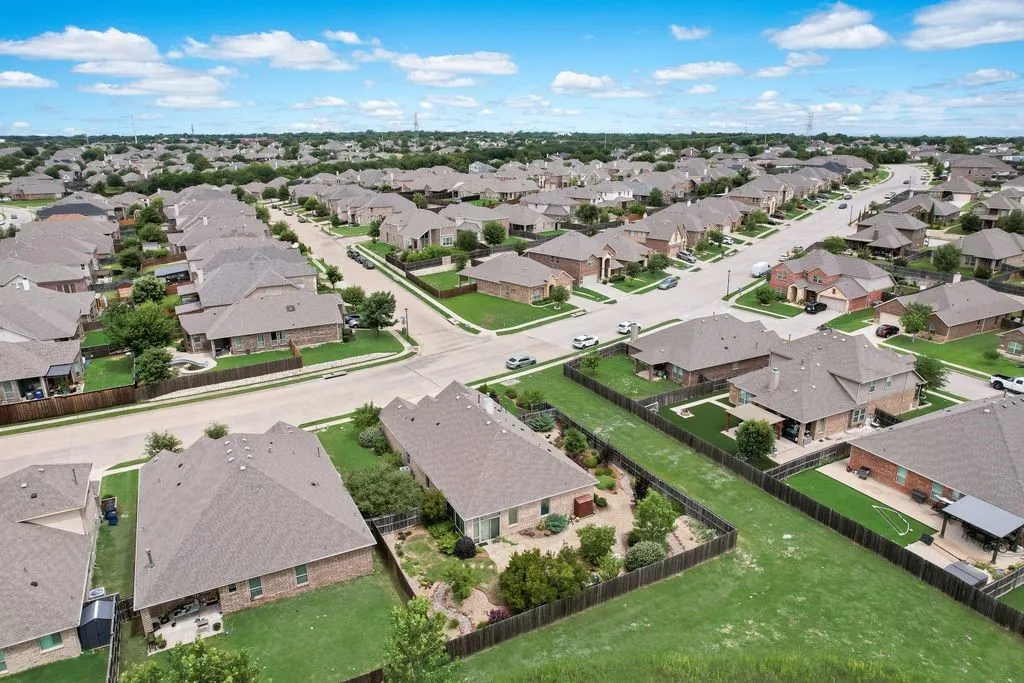 3318 Rosewood Lane Sachse TX 75048