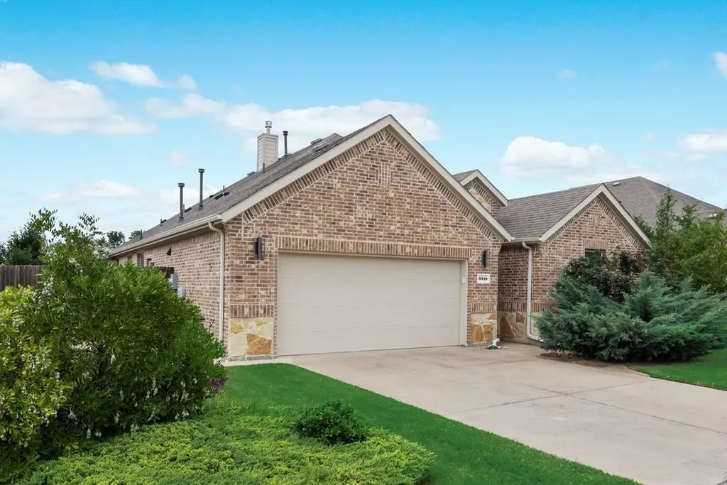 3318 Rosewood Lane Sachse TX 75048