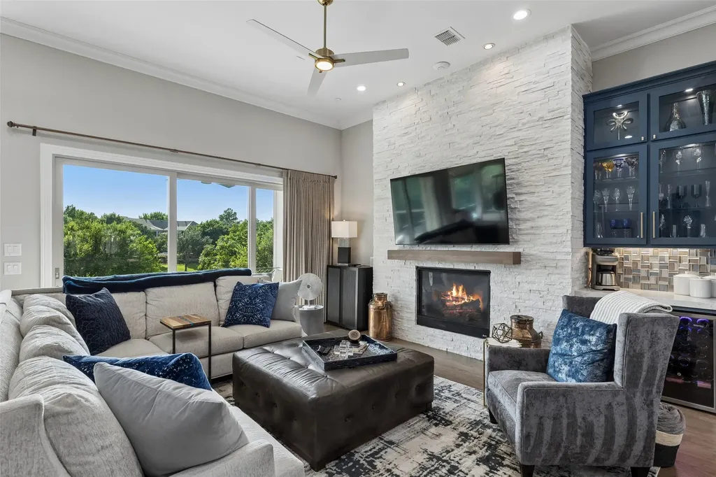 4765 Cloudcroft Lane Irving TX 75038