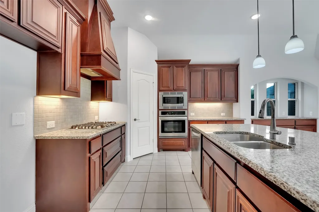 2616 Tinsley Drive Mansfield TX 76084