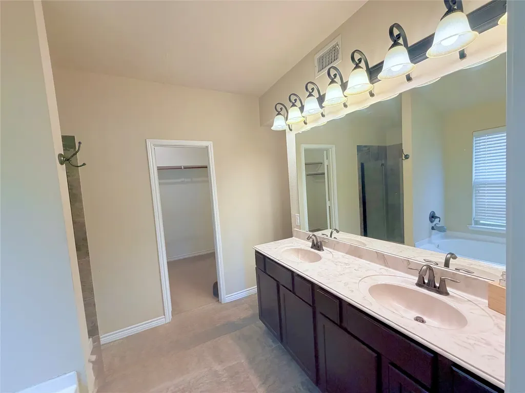 5727 Mountain Hollow Drive Dallas TX 75249