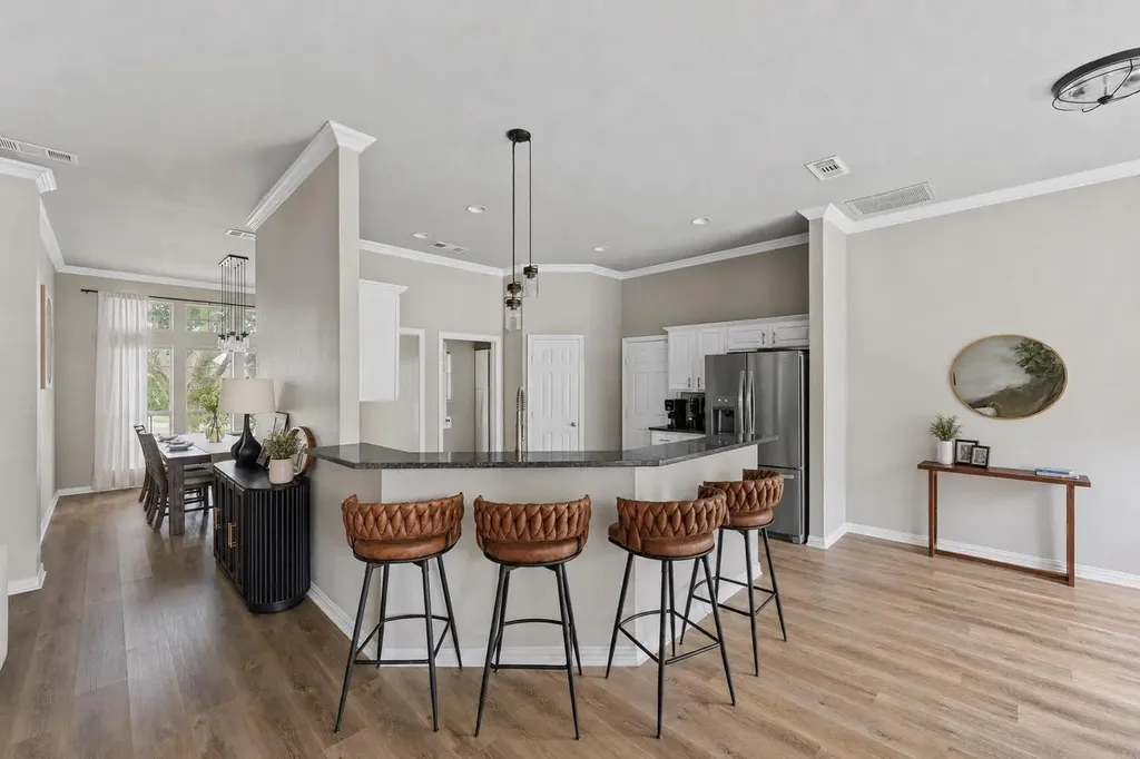 3909 Timbercrest Drive E Burleson TX 76028