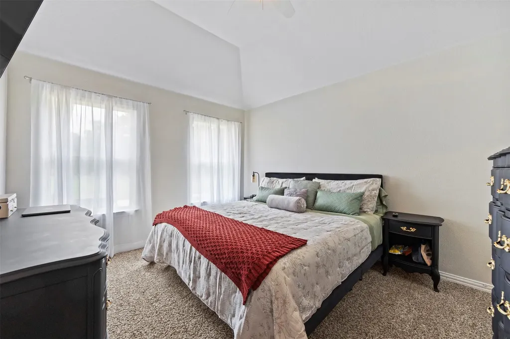 3909 Timbercrest Drive E Burleson TX 76028