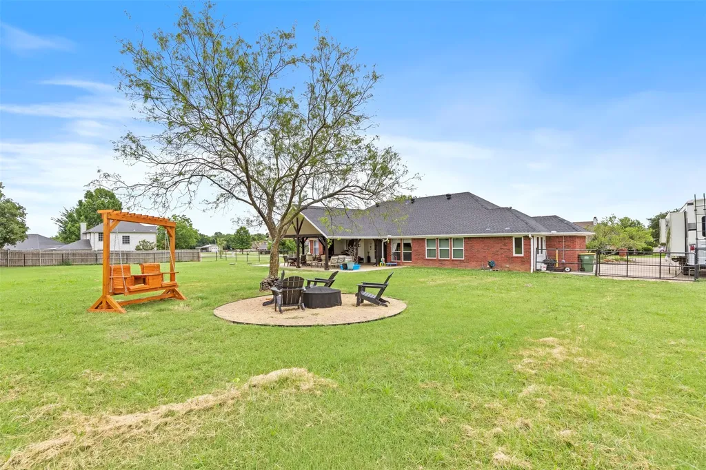 3909 Timbercrest Drive E Burleson TX 76028