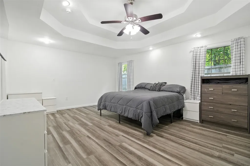 9853 Sophora Circle Dallas TX 75249