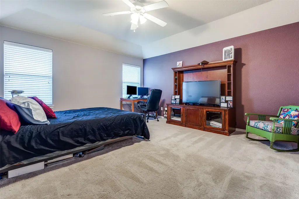 9204 Lockhart Drive Arlington TX 76002