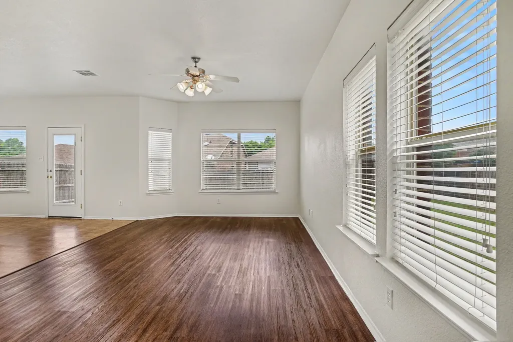 4000 Freedom Street Heartland TX 75126
