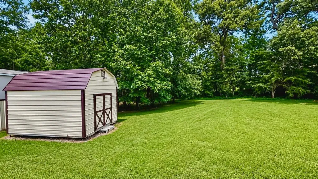 741 Waterfront Row Quitman TX 75783