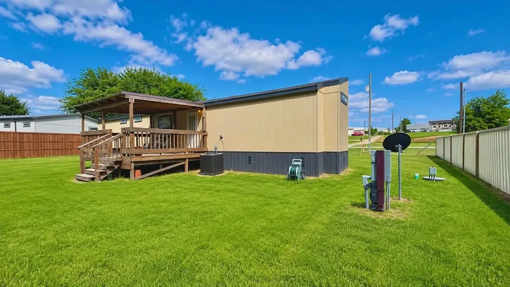 741 Waterfront Row Quitman TX 75783