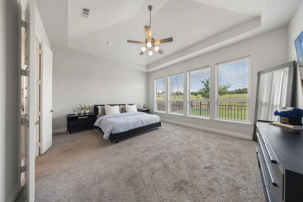 996 Myers Park Trail Roanoke TX 76262
