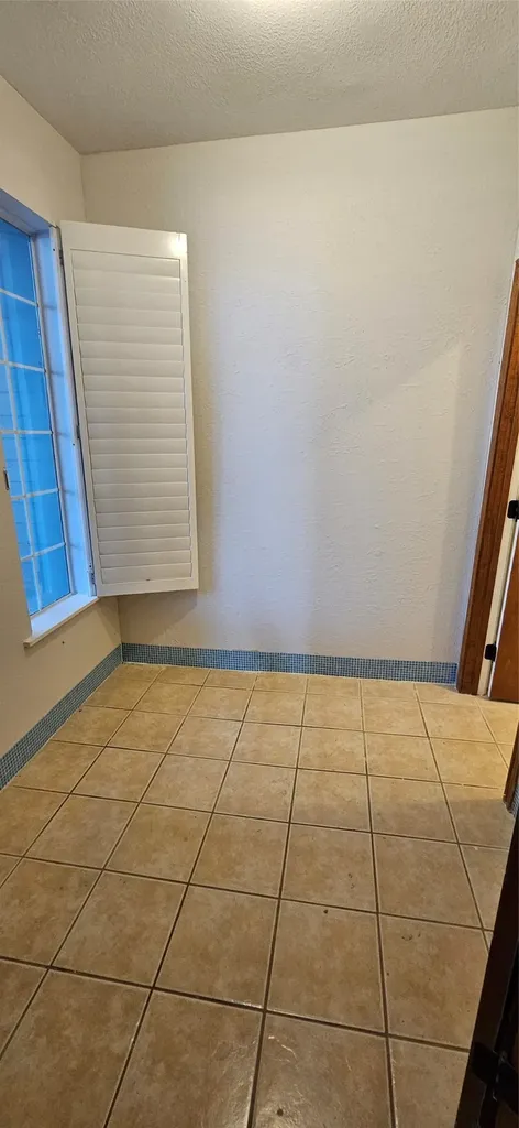 137 Oakview Road Gainesville TX 76240